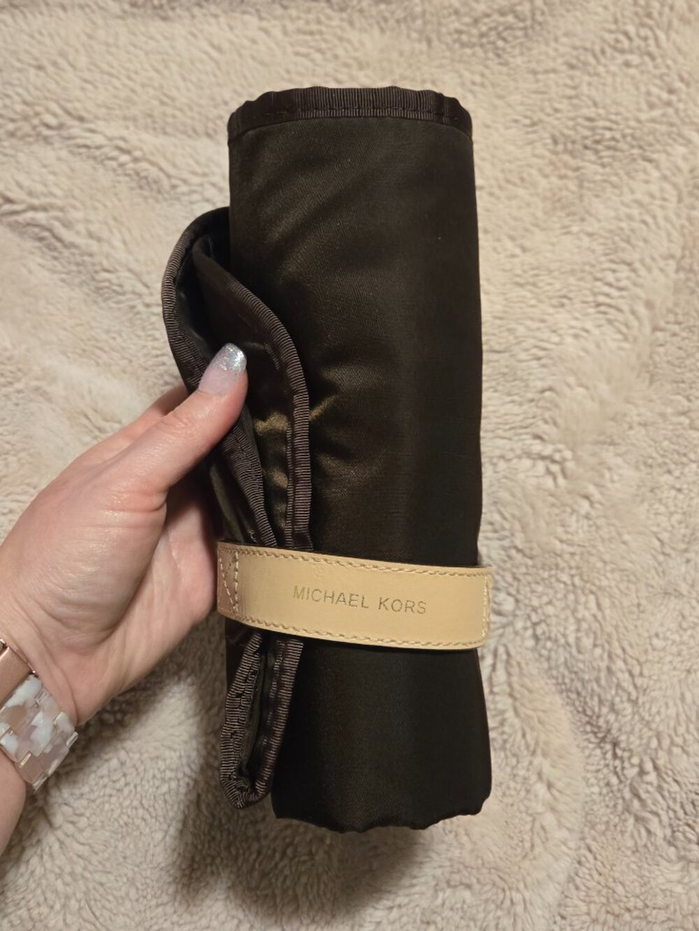 Michael Kors Authentic Tote/Diaper Bag - Picture 14 of 15